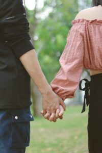 温泉宿のカップル向けプランはどれが最適？